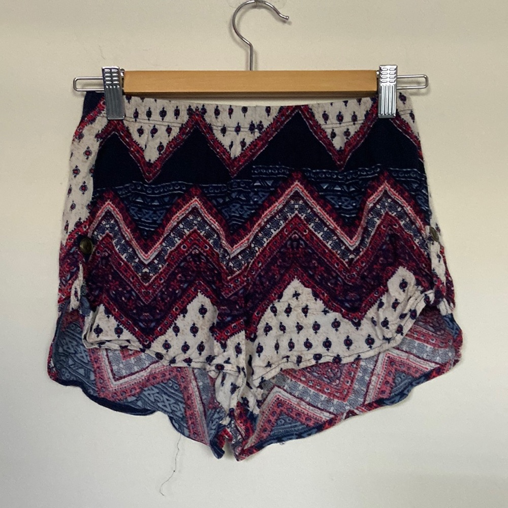 Windsor Flowey shorts